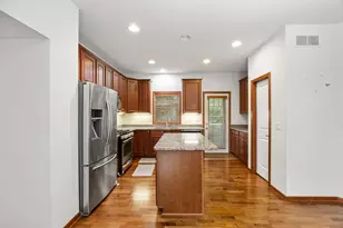 4022 Cedar Grove Ln, Eagan, MN 55122 - Photo 8