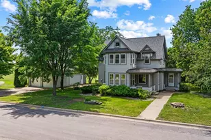 207 S Lake St, Belview, MN 56214 - Photo 4