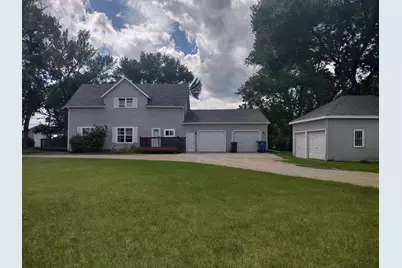 301 2nd Avenue SW, Barnesville, MN 56514 - Photo 1