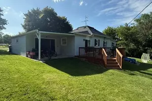 109 S Griffin St, Lakefield, MN 56150 - Photo 4