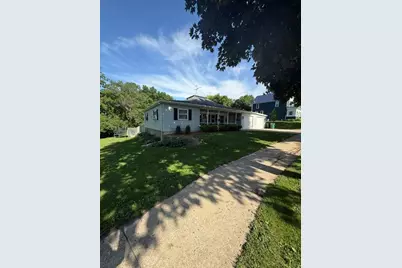 109 S Griffin Street, Lakefield, MN 56150 - Photo 2