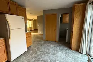 109 S Griffin St, Lakefield, MN 56150 - Photo 8