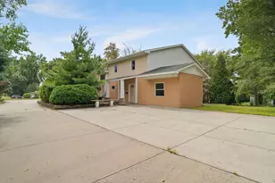 2981 Pilot Knob Rd, Eagan, MN 55121 - Photo 2