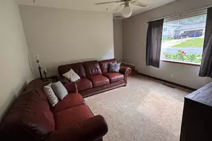 1543 Wabasha Ave, Saint Charles, MN 55972 - Photo 10