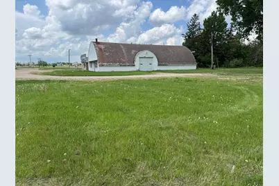 601 3rd Street NW, Roseau, MN 56751 - Photo 2