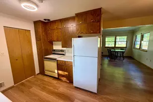 220 S 4th St, Bird Island, MN 55310 - Photo 12