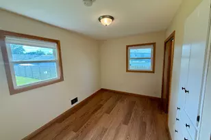 220 S 4th St, Bird Island, MN 55310 - Photo 8