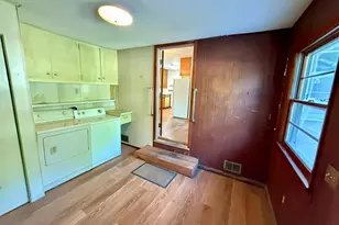 220 S 4th St, Bird Island, MN 55310 - Photo 10