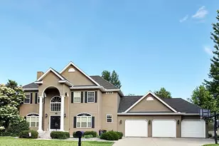 504 Northwood Dr, Redwood Falls, MN 56283 - Photo 1
