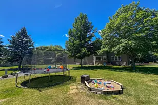 504 Northwood Dr, Redwood Falls, MN 56283 - Photo 14