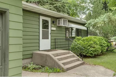 419 16th Street S, Moorhead, MN 56560 - Photo 4