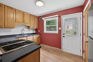 845 Clayland St, Saint Paul, MN 55104 - Photo 8