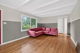 845 Clayland St, Saint Paul, MN 55104 - Photo 2