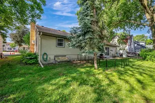506 W Wheeler Ave, North Mankato, MN 56003 - Photo 10