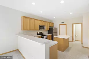 12155 Vermillion St NE, Blaine, MN 55449 - Photo 8