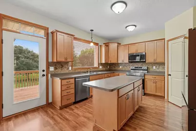 11333 Ivywood Trail, Woodbury, MN 55129 - Photo 12