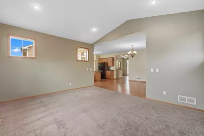 11333 Ivywood Trail, Woodbury, MN 55129 - Photo 6