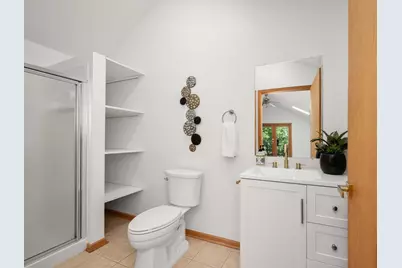 2015 Upton Avenue S, Minneapolis, MN 55405 - Photo 36