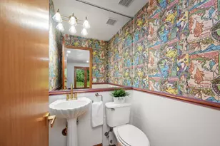 2015 Upton Ave S, Minneapolis, MN 55405 - Photo 14