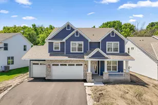 2694 Aspen Dr, Shakopee, MN 55379 - Photo 1