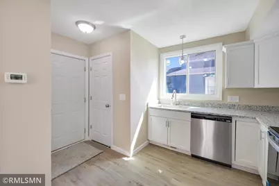 853 Conway Street, Saint Paul, MN 55106 - Photo 10