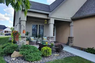 9765 St Andrews Dr, Elko New Market, MN 55020 - Photo 2