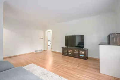 1155 4th Street E, Saint Paul, MN 55106 - Photo 6