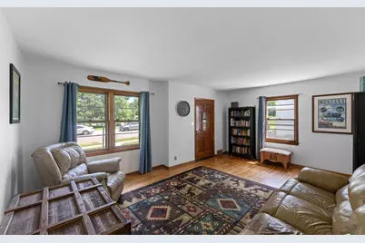 3611 Lee Avenue N, Robbinsdale, MN 55422 - Photo 4