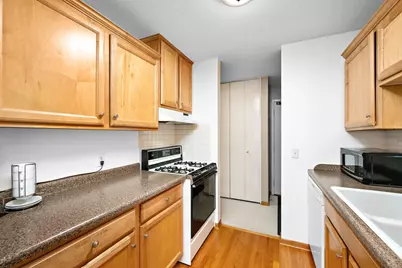 4101 Parklawn Avenue #201, Edina, MN 55435 - Photo 4
