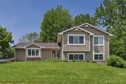 7598 Upper 23rd Street N, Oakdale, MN 55128 - Photo 2