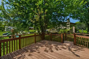 7598 Upper 23rd St N, Oakdale, MN 55128 - Photo 6