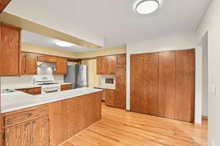 4018 Shamrock Dr NE, Saint Paul, MN 55421 - Photo 20