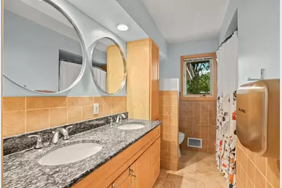 4018 Shamrock Drive NE, Saint Paul, MN 55421 - Photo 28