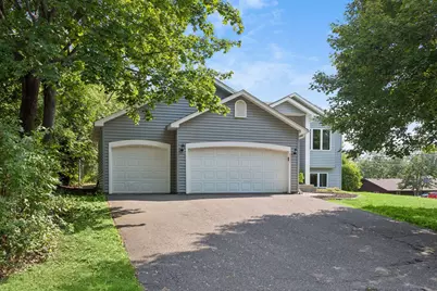 6111 45th Street N, Oakdale, MN 55128 - Photo 2