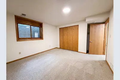 7483 Hydram Avenue S, Cottage Grove, MN 55016 - Photo 10