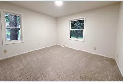 7483 Hydram Avenue S, Cottage Grove, MN 55016 - Photo 8