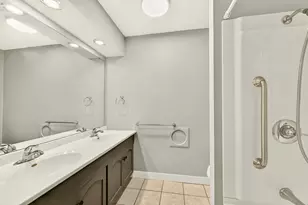1019 11th St SW, Rochester, MN 55902 - Photo 16