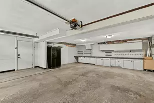 1019 11th St SW, Rochester, MN 55902 - Photo 28