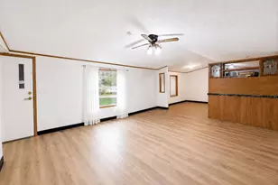 305 Mozart Ave E, Mankato, MN 56001 - Photo 6