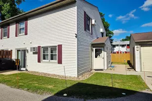 1648 8 1/2 Street SE, Rochester, MN 55904 - Photo 1