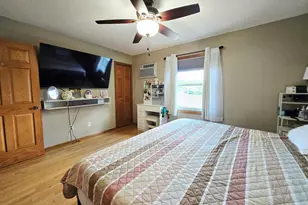 1648 8 1/2 Street SE, Rochester, MN 55904 - Photo 16