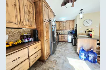 1648 8 1/2 Street SE, Rochester, MN 55904 - Photo 6