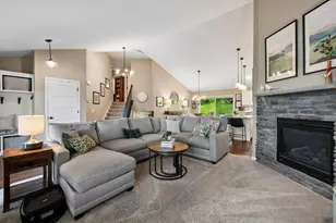 12920 Huntington Ct, Savage, MN 55378 - Photo 8