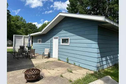 100 Deschepper Street, Marshall, MN 56258 - Photo 4