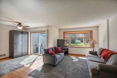 9818 Palm Street NW, Coon Rapids, MN 55433 - Photo 8