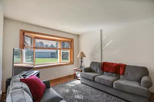 9818 Palm St NW, Coon Rapids, MN 55433 - Photo 10