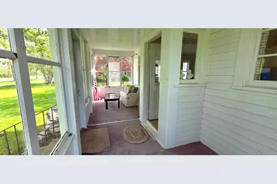 915 Riverside Drive, International Falls, MN 56649 - Photo 2