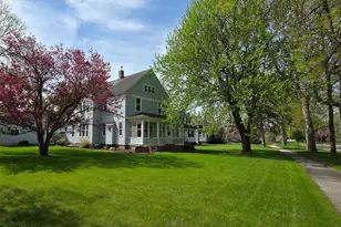 915 Riverside Dr, International Falls, MN 56649 - Photo 24