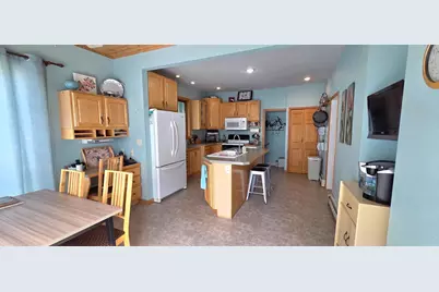 915 Riverside Drive, International Falls, MN 56649 - Photo 8