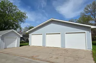 915 Riverside Dr, International Falls, MN 56649 - Photo 22